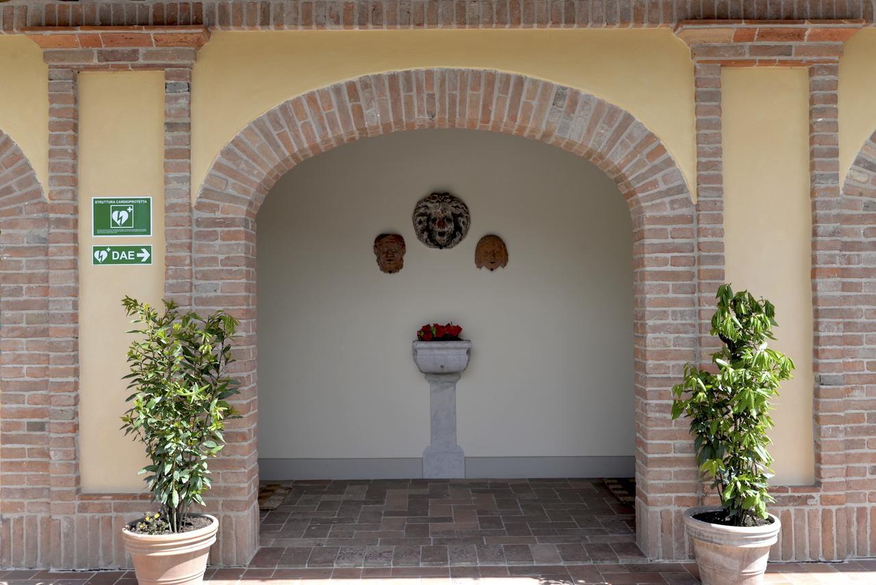 Hostal Borgo Ai Lecci Orentano Exterior foto